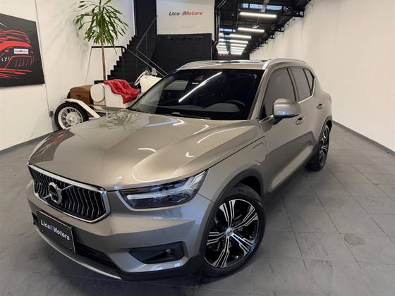 VOLVO XC40 1.5 T5 RECHARGE INSCRIPTION GEARTRONIC
